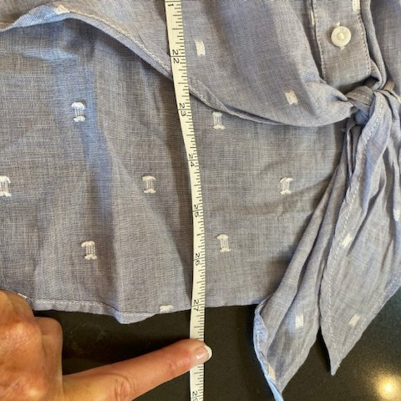 Anthropologie Cloth and Stone Button Down Short Sleeve Tie Front Top, Medium - Picture 9 of 10
